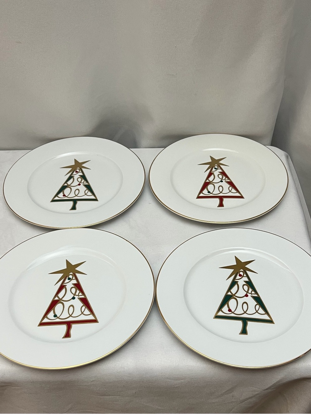 Pier 1 Christmas Tree Dessert Plates Set of 4 Gold Trim Holiday Porcelain 8”
